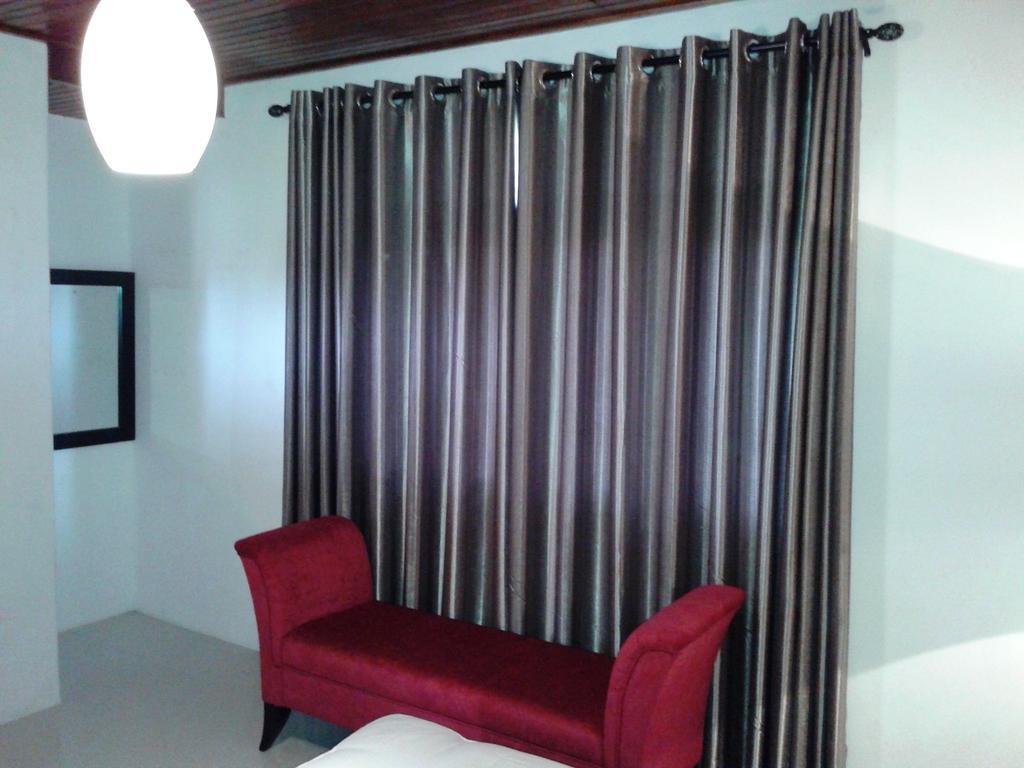 Iquest Colombo Apartment Nugegoda Room photo