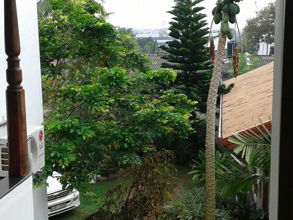 Iquest Colombo Apartment Nugegoda Exterior photo